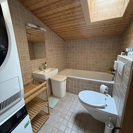 5-bedroom Penthouse With Pool, Sauna, Gym, Stunning View Appartamento *